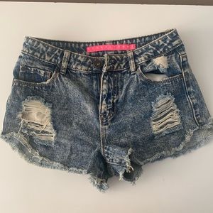 Tinseltown’s Jean Shorts